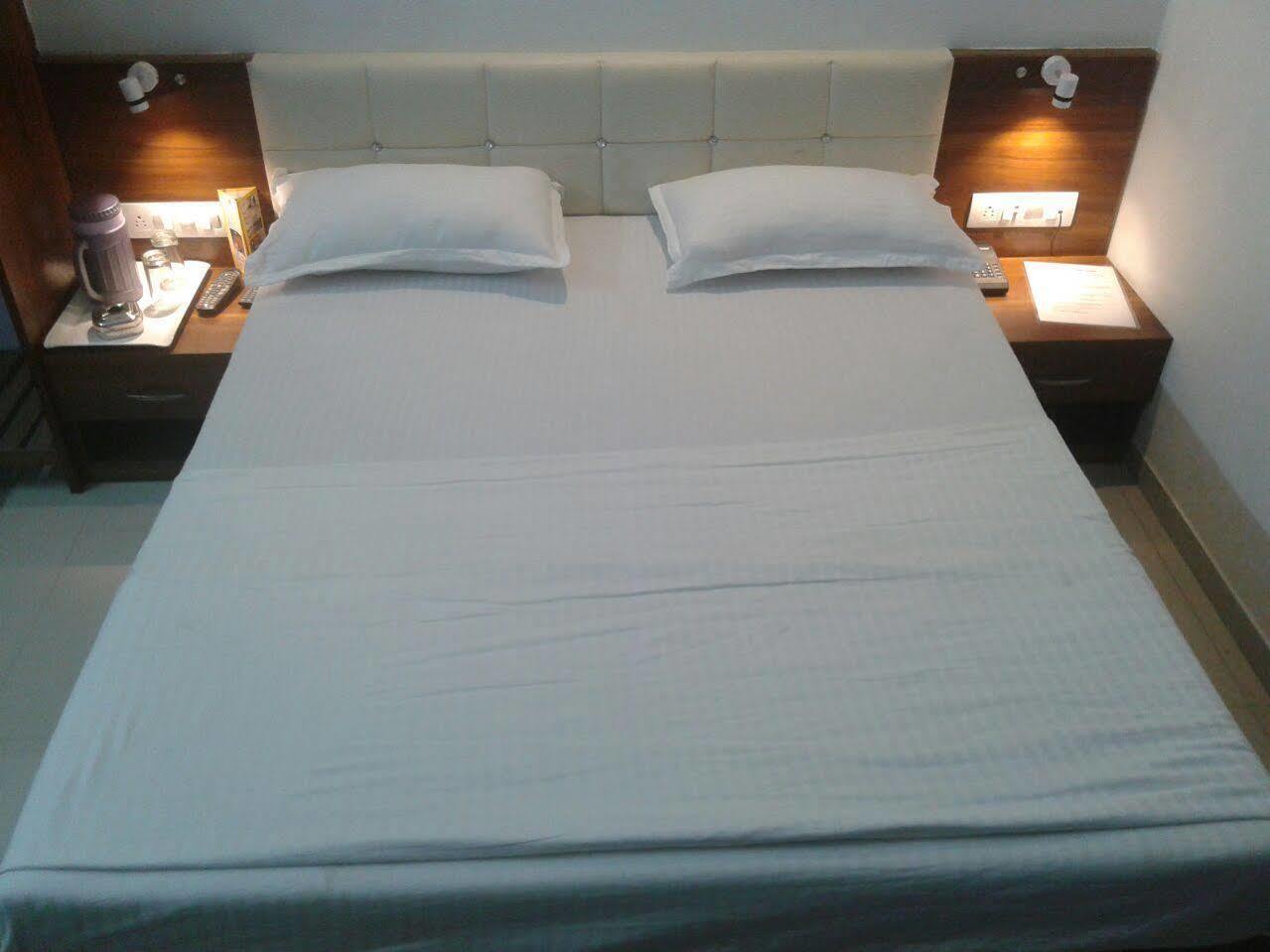 Hotel Chatako Ahmedabad Eksteriør bilde